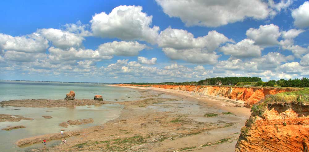 Beach of the classified site of the gold mine