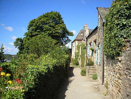 Alley of La Roche-Bernard